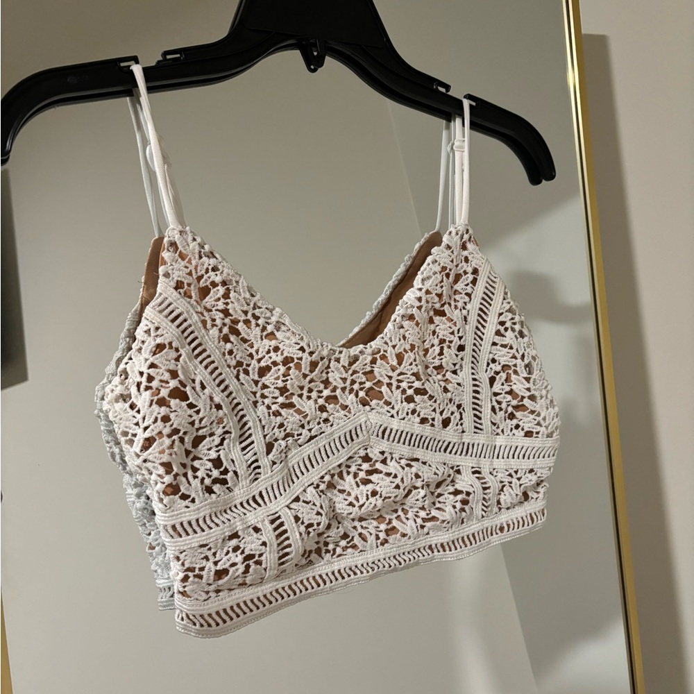 Kendall&Kylie lace crop top